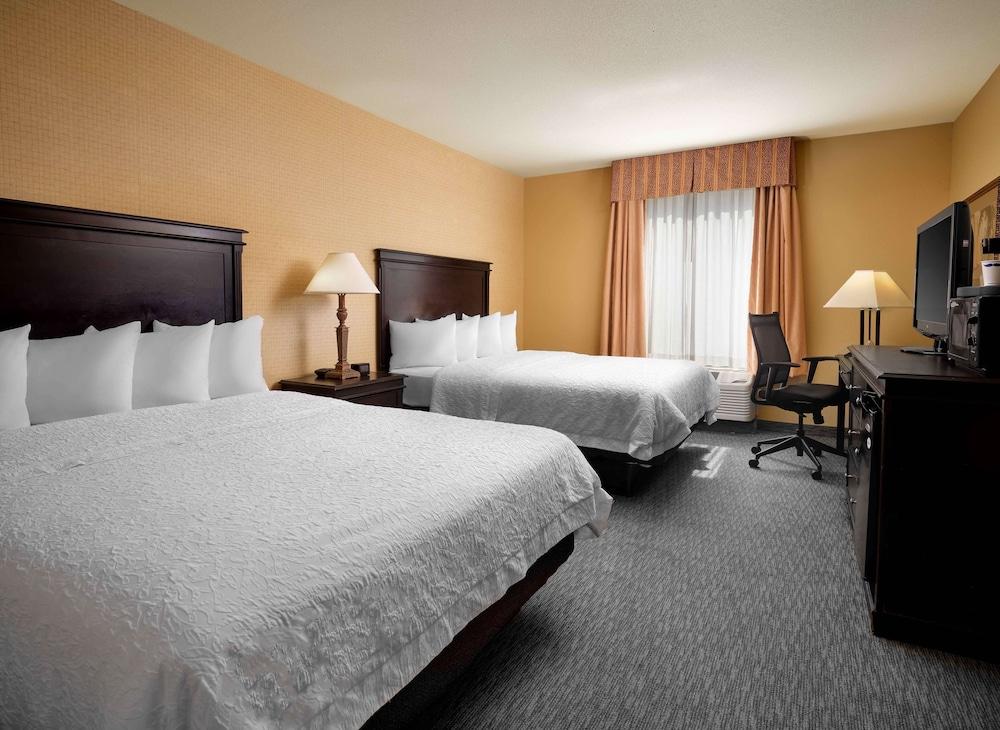 Hampton Inn & Suites Dallas-Dfw Airport Hurst Exterior photo